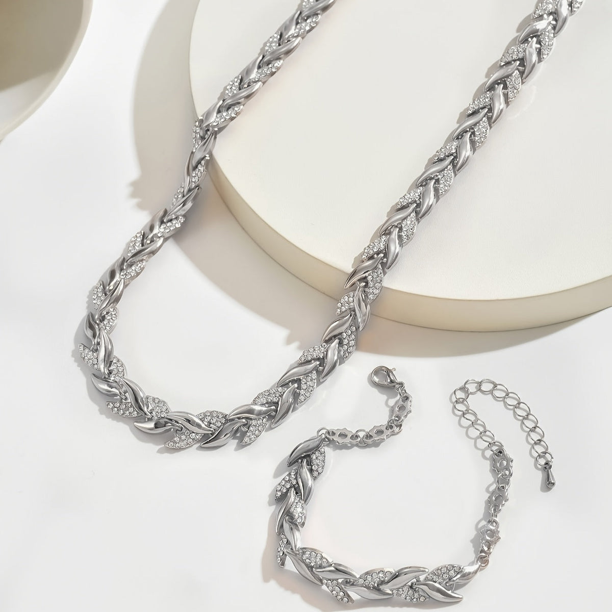 Berta – Set di gioielli a spiga con cristalli