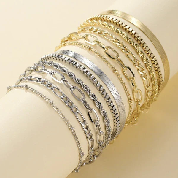 Emilia – Set di 5 bracciali dorati
