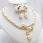 Alma – Set di collana e orecchini con perle naturali