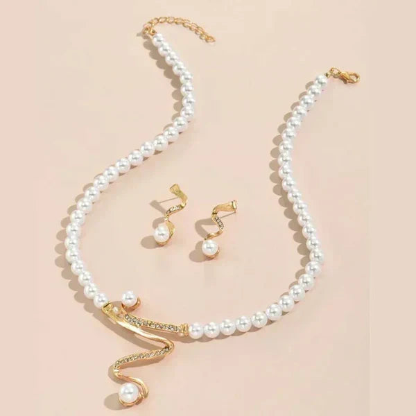 Alma – Set di collana e orecchini con perle naturali