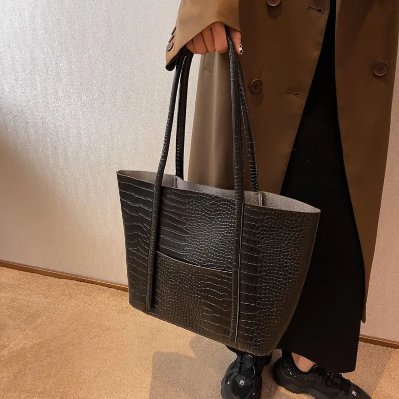 Christina - Borsa Tote Testurizzata