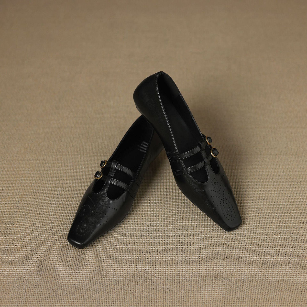 Celia | Ballerine Mary Jane con doppio cinturino e dettagli brogue
