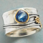 Agnese – Anello vintage con zaffiro blu in argento placcato oro