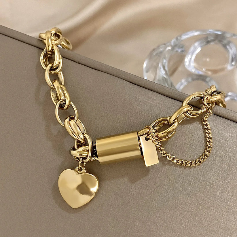 Giada – Bracciale con ciondolo a cuore dorato