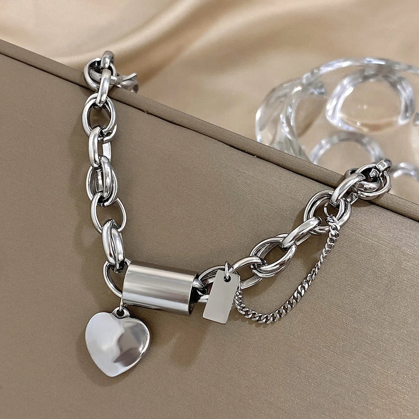 Giada – Bracciale con ciondolo a cuore dorato