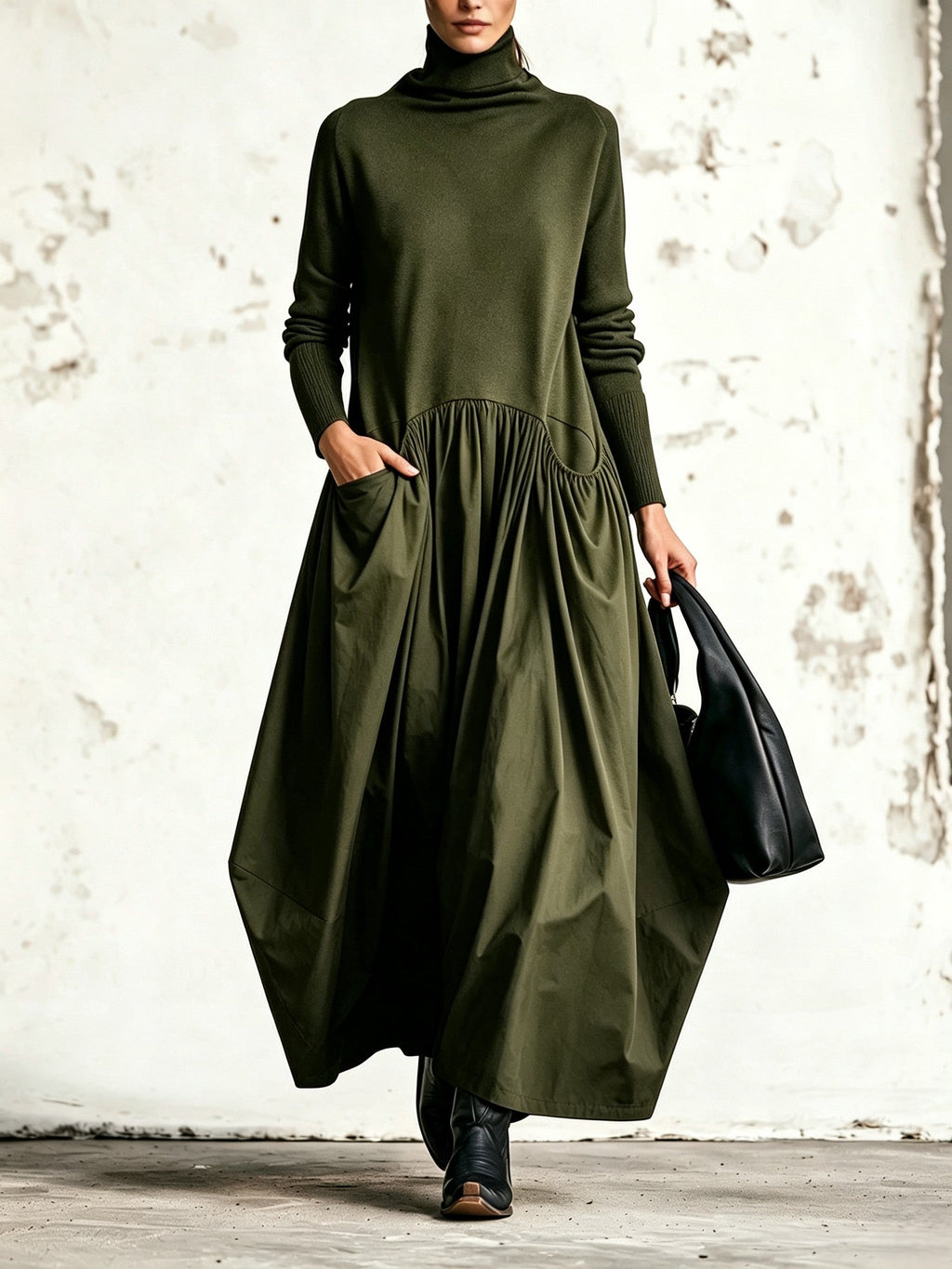 Abito maxi nero oversize a collo alto con dettaglio tasche