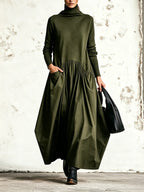 Abito maxi nero oversize a collo alto con dettaglio tasche