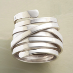 Teresa – Anello argentato vintage elegante