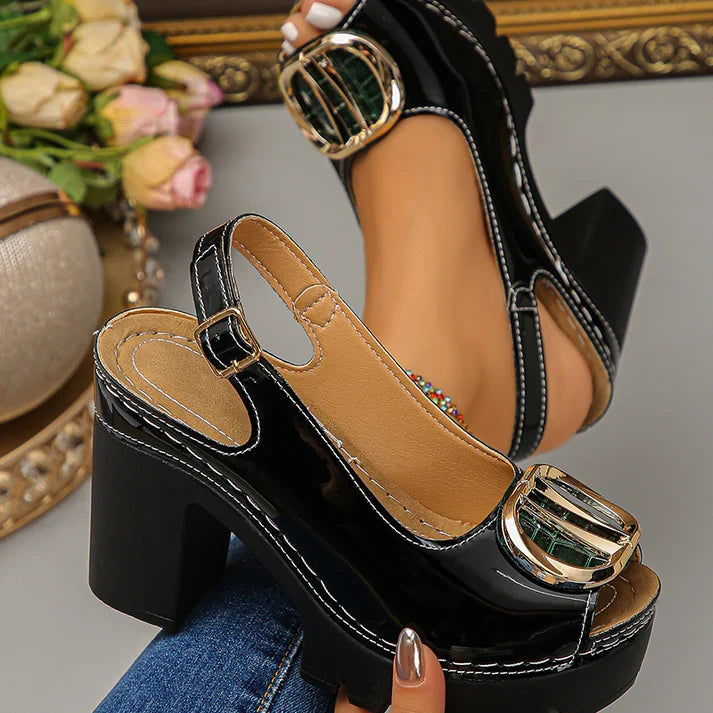 Eva - Sandali peep toe con tacco largo e fibbia metallica