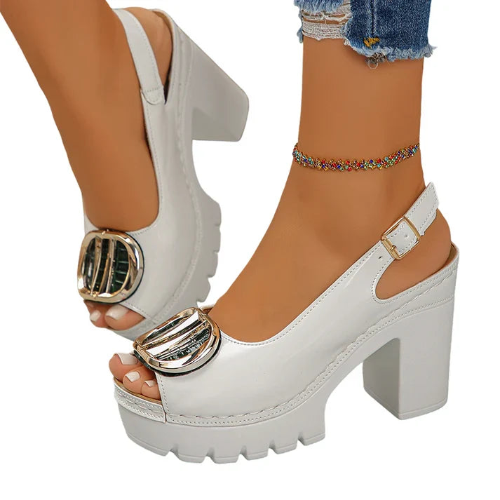 Eva - Sandali peep toe con tacco largo e fibbia metallica