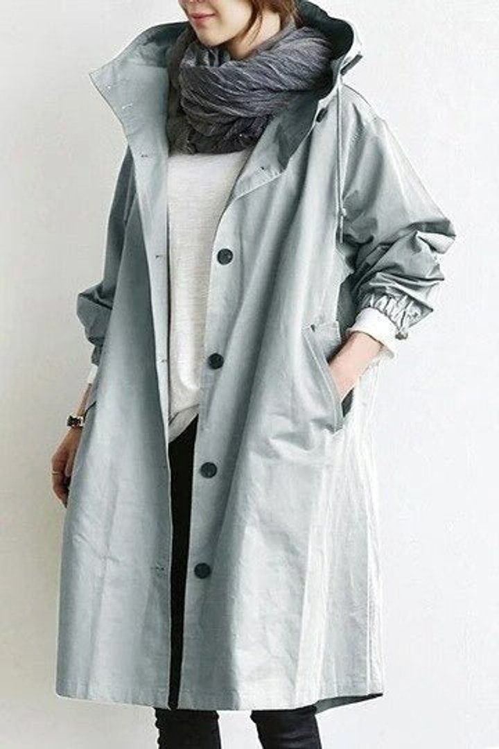 Margherita | Cappotto oversize con cappuccio e bottoni frontali